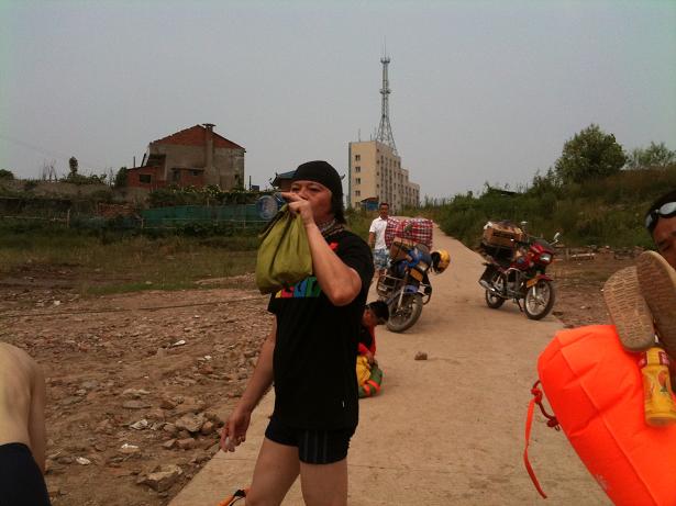 Ƭ 058.jpg