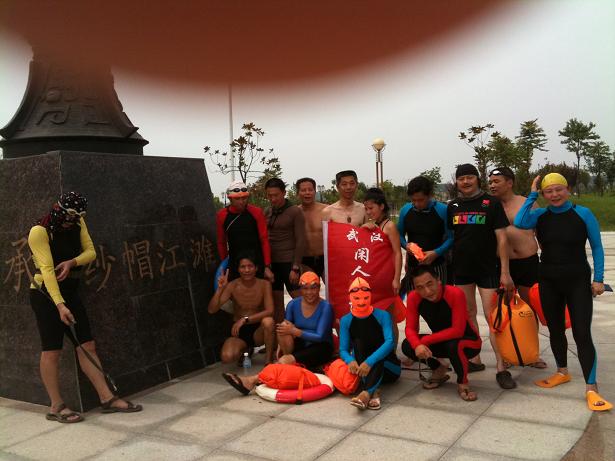 Ƭ 054.jpg