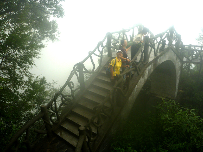 p1070427_.jpg