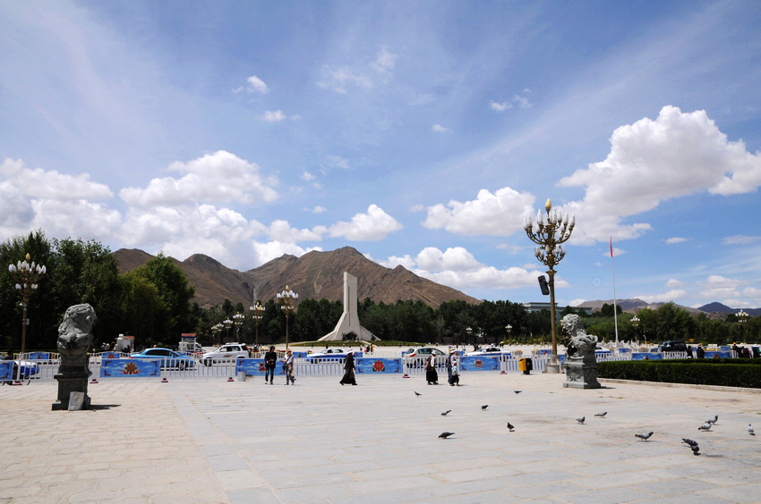 Ƭ 042.jpg