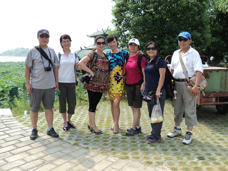 dsc05057_.jpg