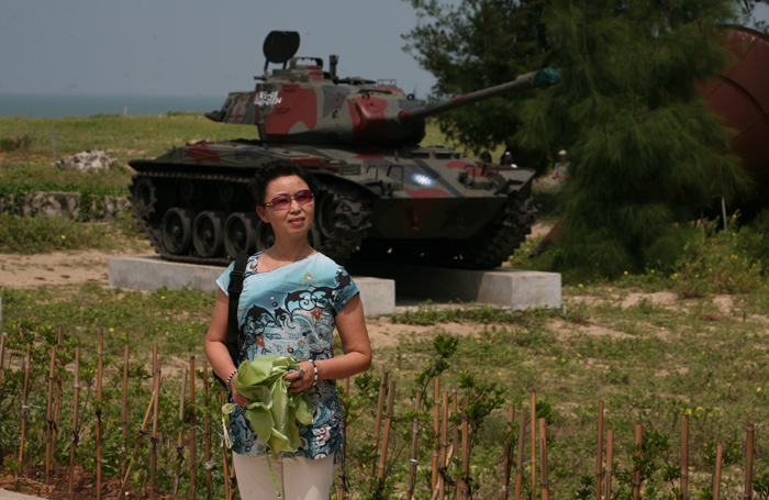Ƭ 070.jpg