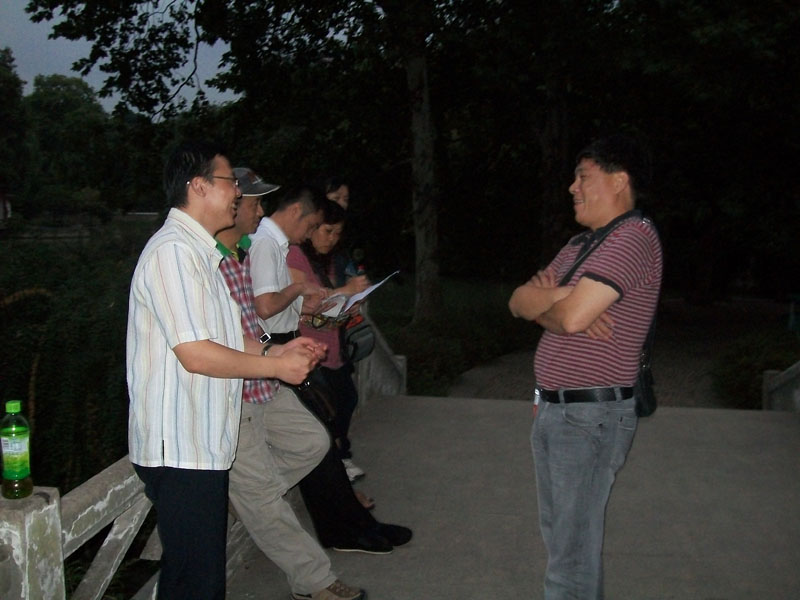 Ƭ 008.jpg