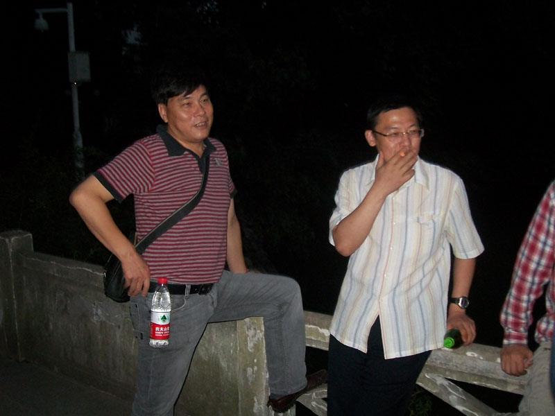 Ƭ 012.jpg