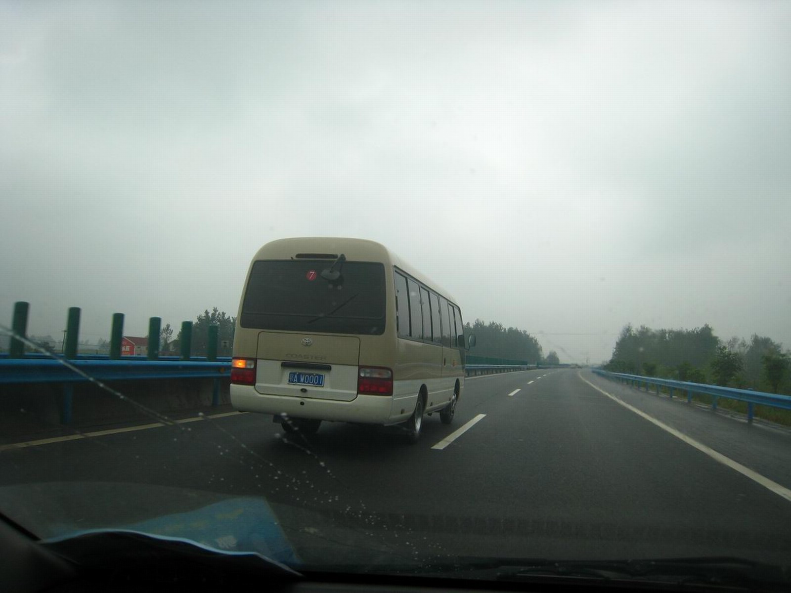 001.jpg