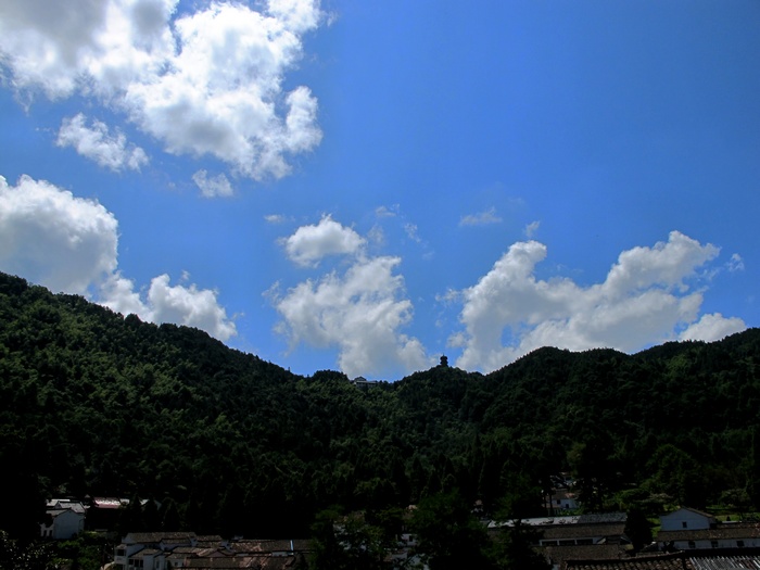Ƭ 057.jpg