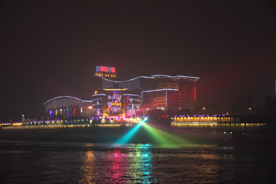 Ƭ 088.jpg