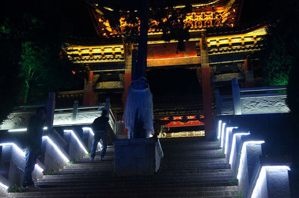 neo_img_dsc09938.jpg