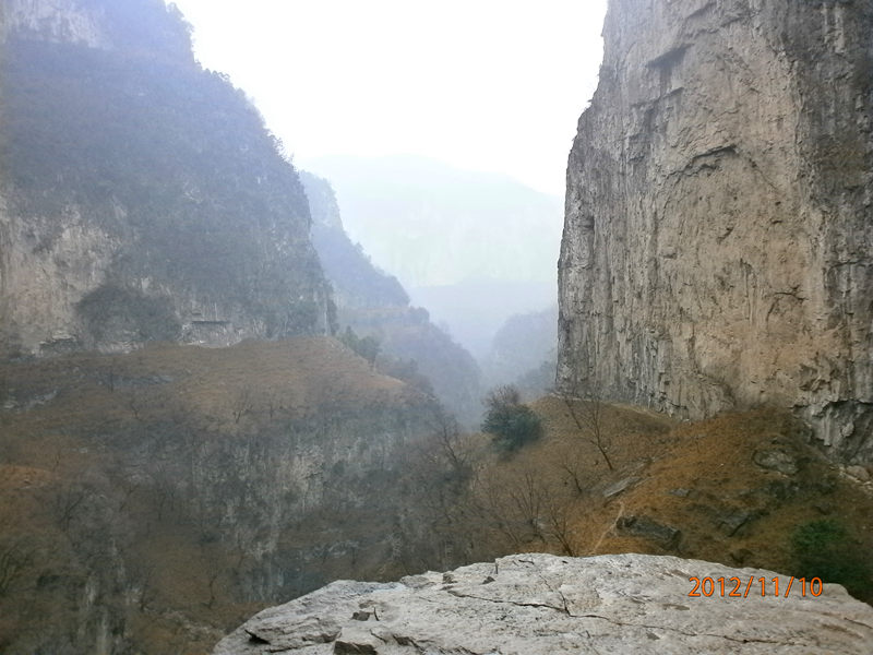 pb100146_.jpg