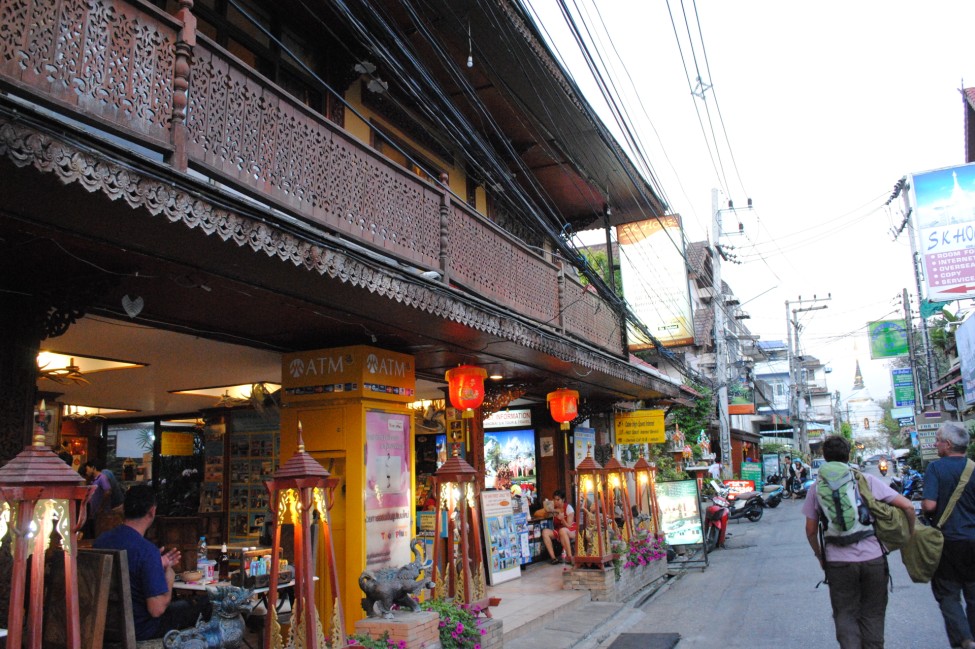 }}9m20023iis(lw17cdyv.jpg