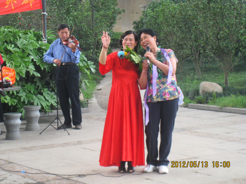 Ƭ 079.jpg