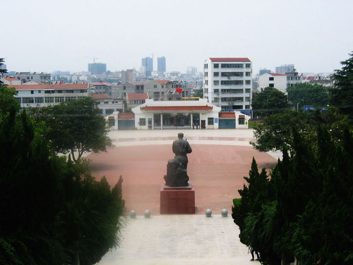 Ƭ 002.jpg
