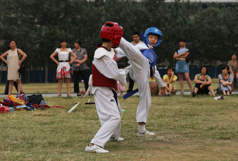 6u0b2594.jpg
