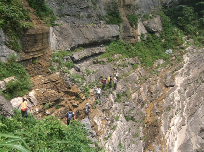 106.jpg