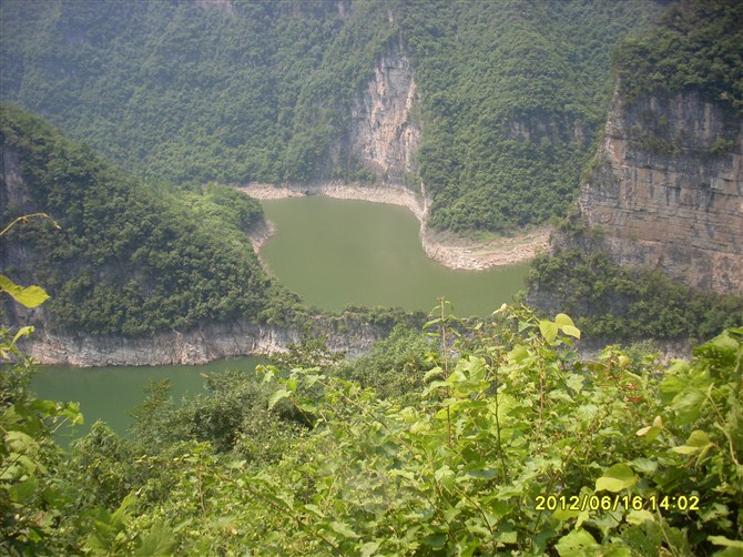 52_183033_79921831bfc3e70.jpg