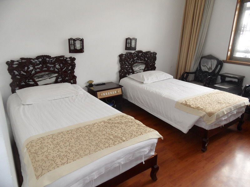 sam_9242_缩小大小.jpg