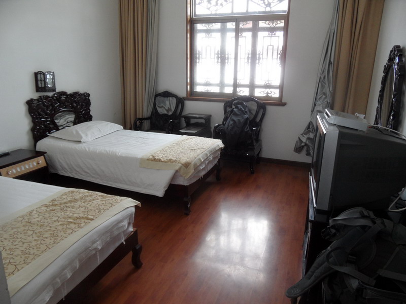 sam_9243_缩小大小.jpg