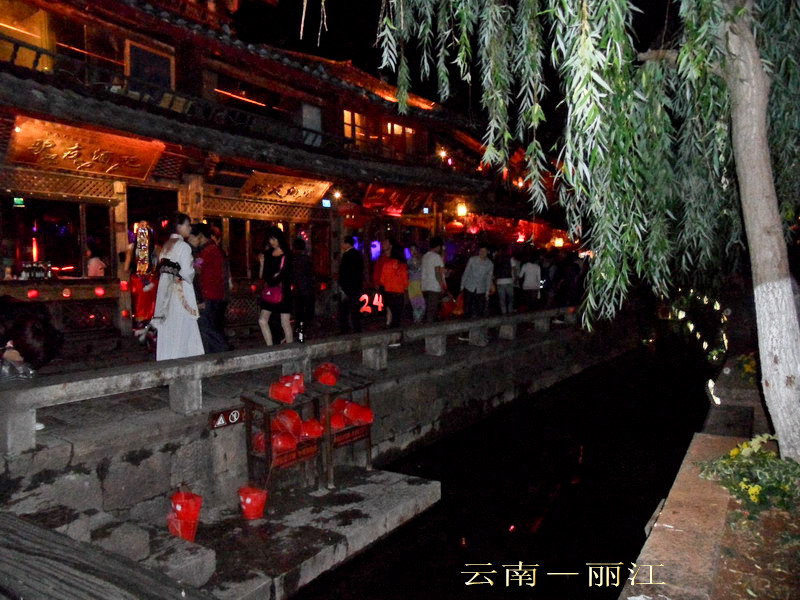 sam_9306_缩小大小.jpg