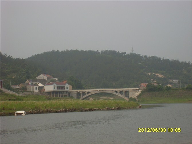 09.jpg