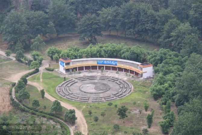 03.jpg