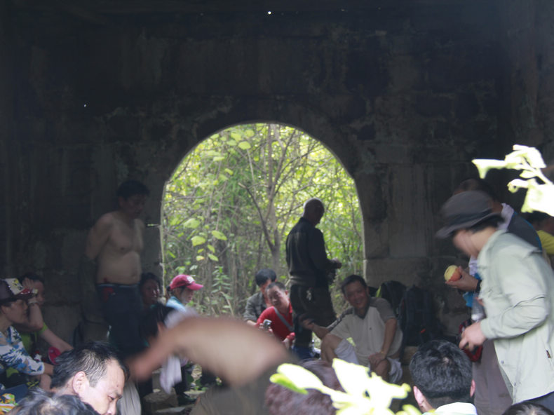 Ƭ 040.jpg