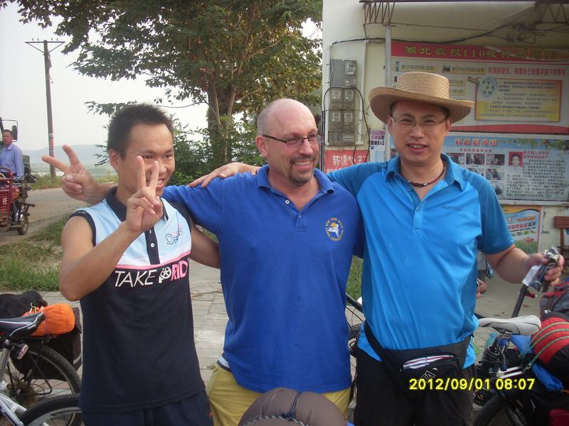 52_183033_564207eb2bb7ebf.jpg