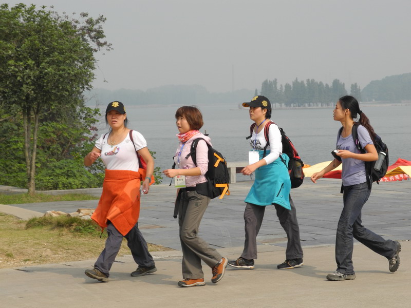 201110301292321745.jpg