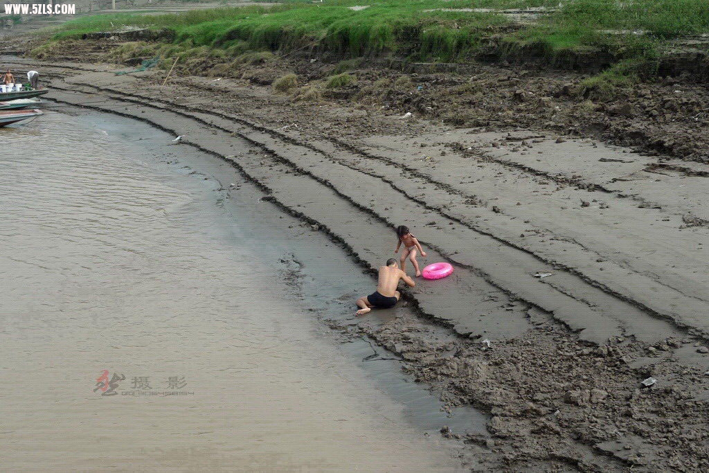201208._235-s.jpg