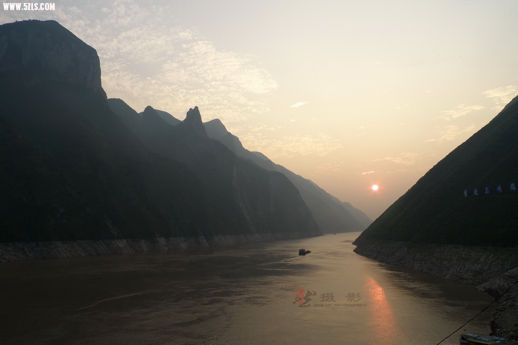 201208._517-s.jpg