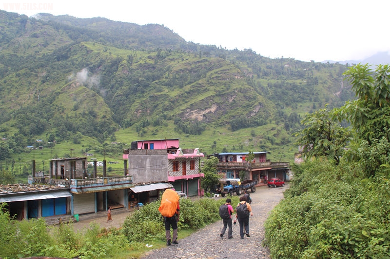 100-1.jpg