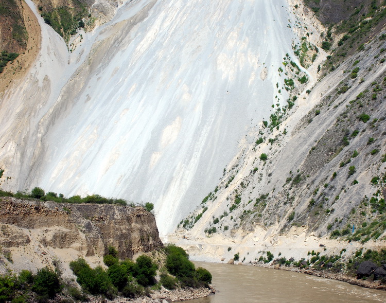 dsc_0102.jpg