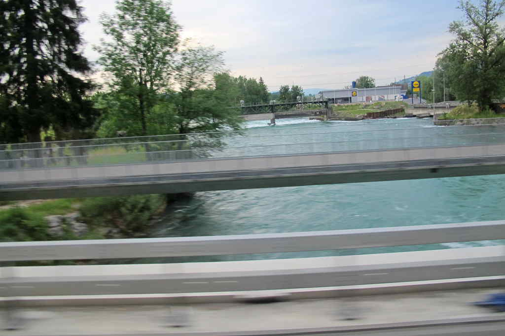 img_0232_.jpg