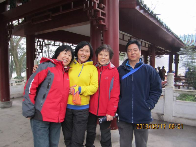 img_2027.jpg