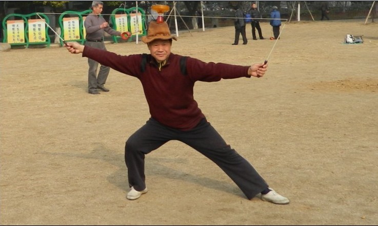 010.jpg