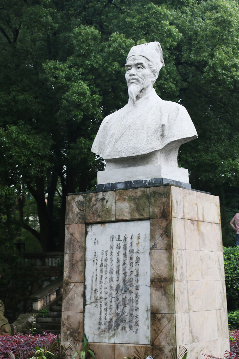 6u0b0296.jpg
