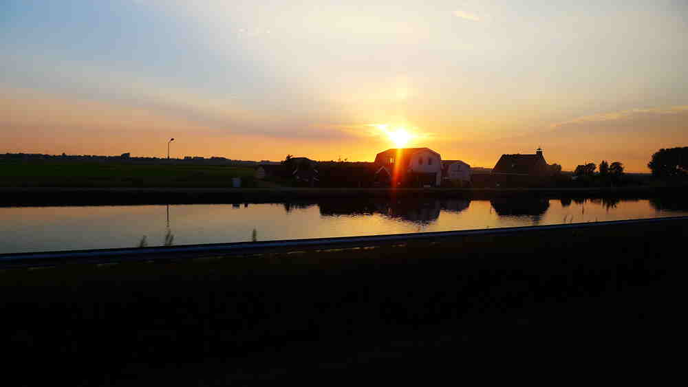 p1010813_.jpg