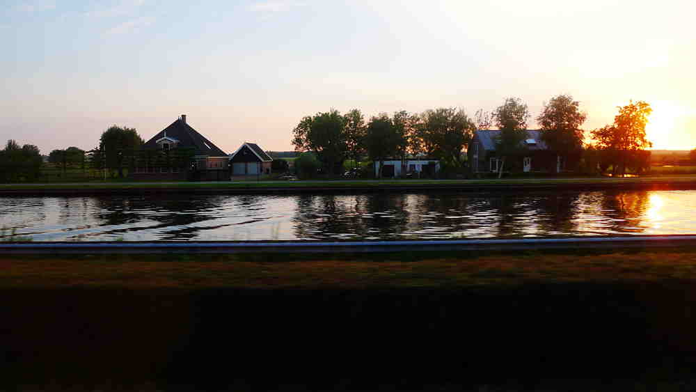p1010817_.jpg