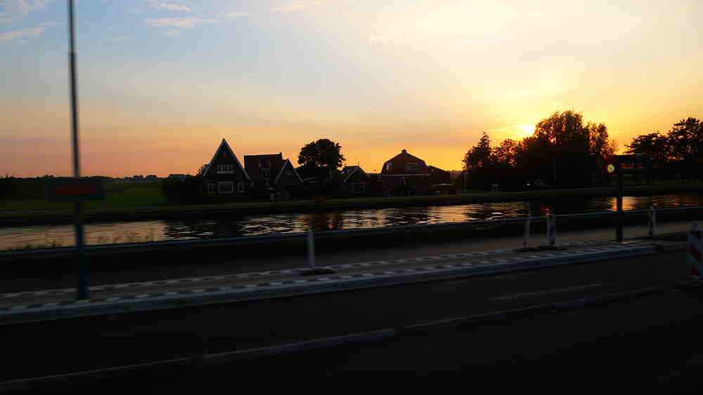 p1010819_.jpg