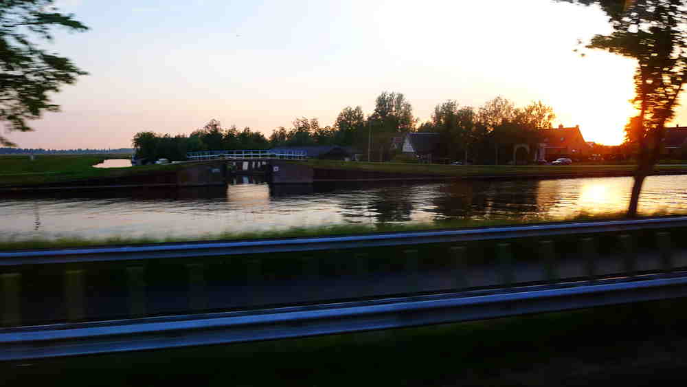 p1010826_.jpg