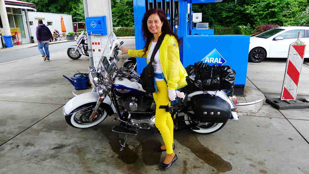 p1010878_.jpg