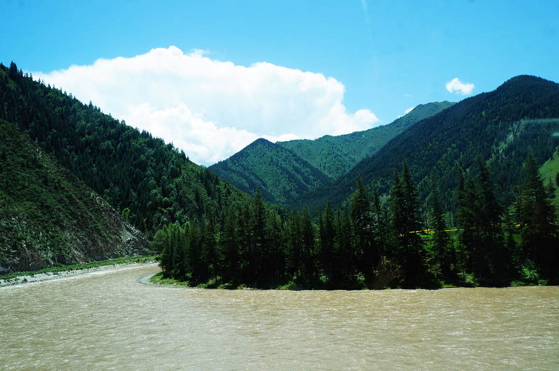 67c9f376gx6bvqvxyeea4&690.jpg