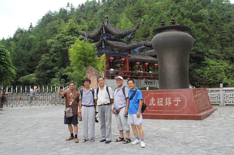03.jpg
