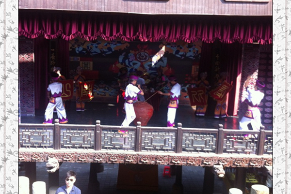 Ƭ 098.jpg