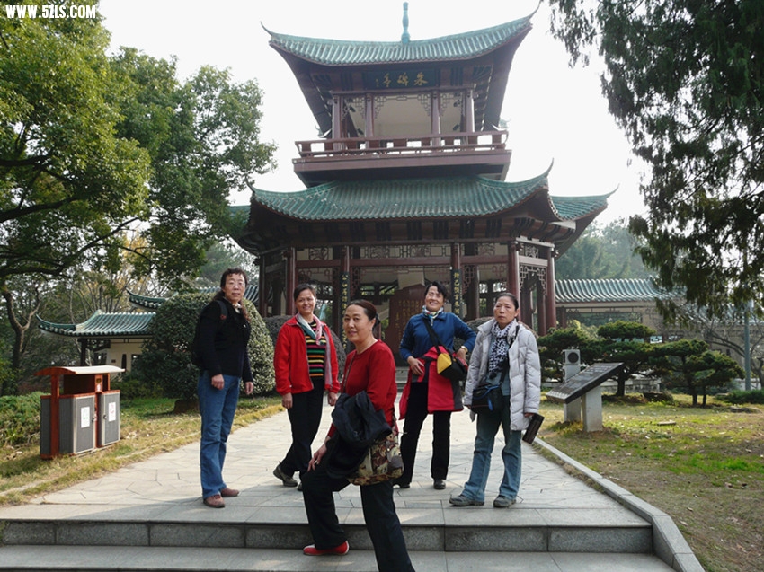P1100888_.jpg
