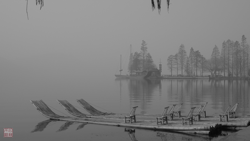 l1003570-2.jpg