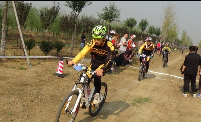 0948290vqajzif0sqp7cmp.jpg.thumb.jpg