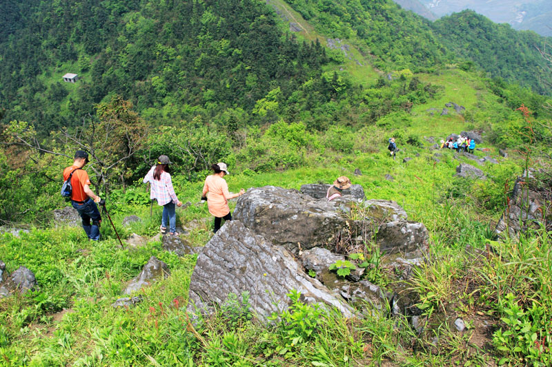51通城县黄袍山621.jpg