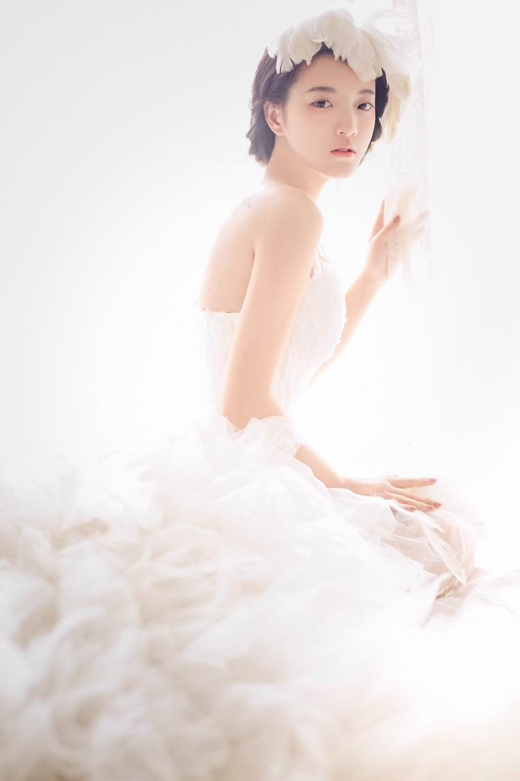 白衣女子016.jpg