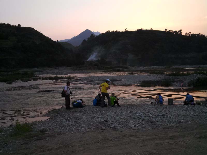 晚景 河畔.jpg