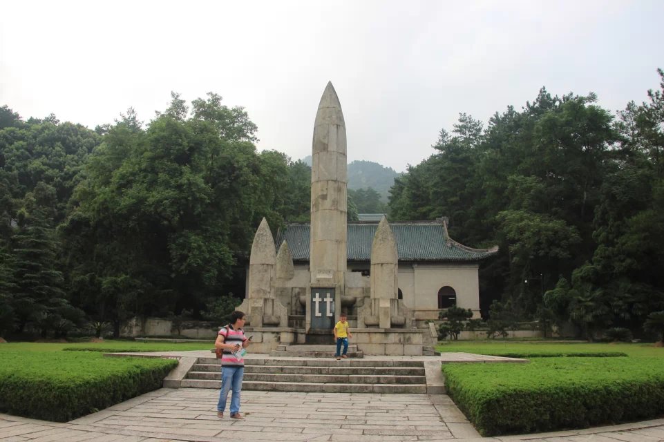 012-1.jpg